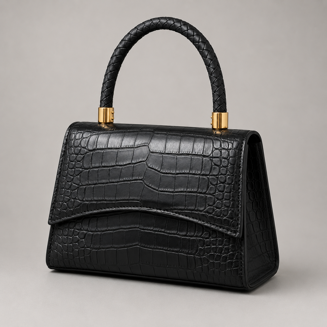 Henkeltasche in Kroko-Optik